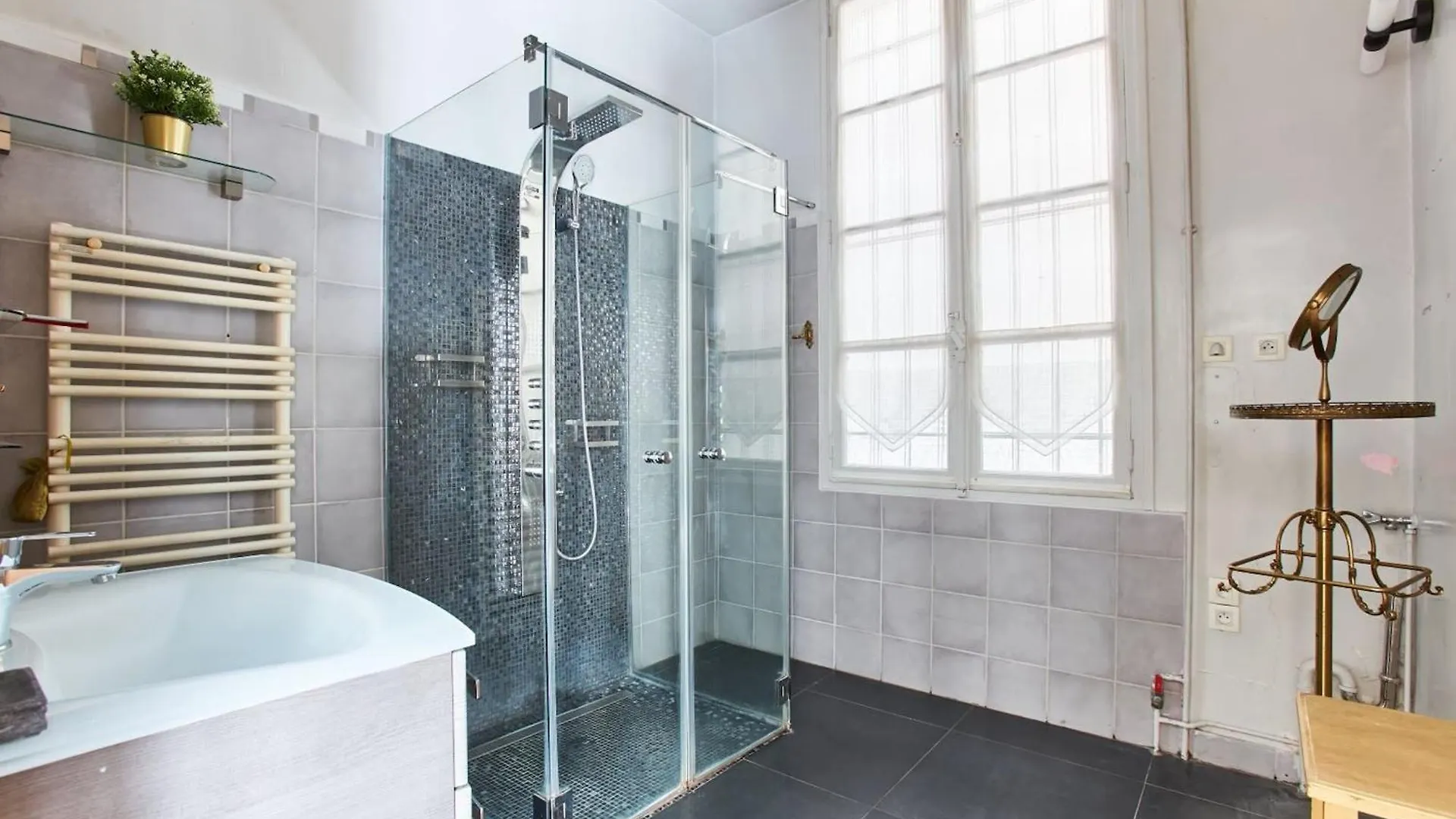 Madeleine & Palais Garnier - 2br - Cityapartmentstay